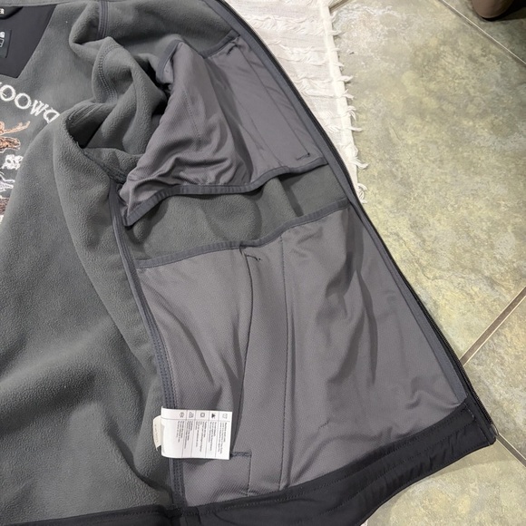 Carhartt Storm Defender Jacket Black Sz XL Rain Defender Embroider Logo Outdoor - Picture 12 of 16